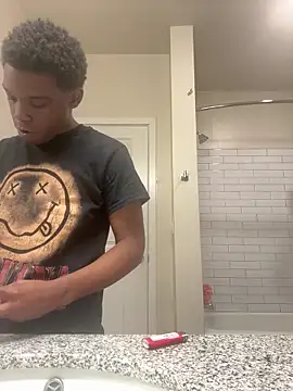 Snapshot of TransboyJay chatting on 13, 2, 2025 TransboyJay online show from 13, 2, 2025