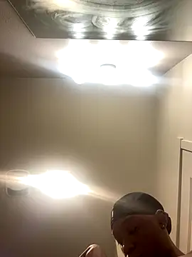 Snapshot of TransboyJay chatting on 15, 9, 2025 TransboyJay online show from 15, 9, 2025