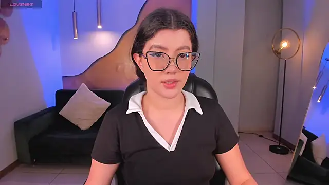 AmberFarrell online show from 10, 11, 2025