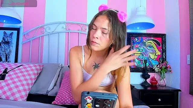 Snapshot of Liah_Grey8 chatting on 27, 12, 2024 Liah Grey8 online show from 27, 12, 2024