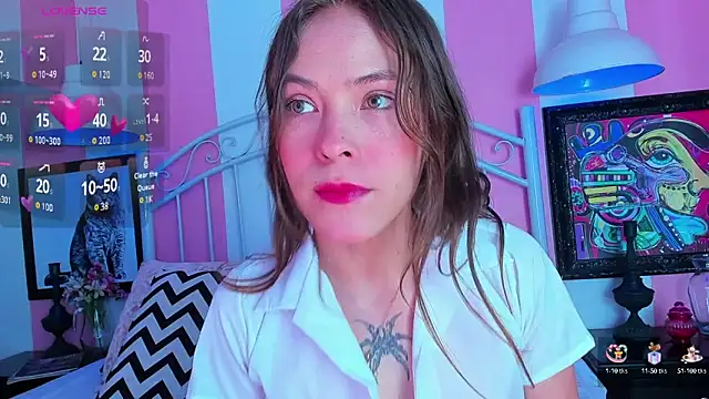 Snapshot of Liah_Grey8 chatting on 19, 2, 2025 Liah Grey8 online show from 19, 2, 2025