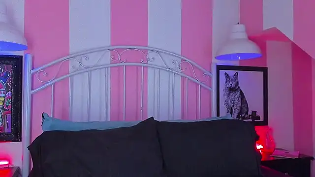 Snapshot of Liah_Grey8 chatting on 12, 9, 2025 Liah Grey8 online show from 12, 9, 2025