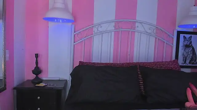 Snapshot of Liah_Grey8 chatting on 11, 10, 2025 Liah Grey8 online show from 11, 10, 2025