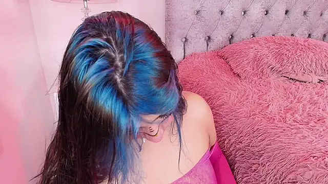 Snapshot of Salem_skyler_ chatting on 17, 10, 2025 Salem skyler online show from 17, 10, 2025