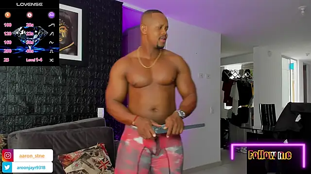 Snapshot of Aaron_ST chatting on 5, 3, 2025 Aaron ST online show from 5, 3, 2025