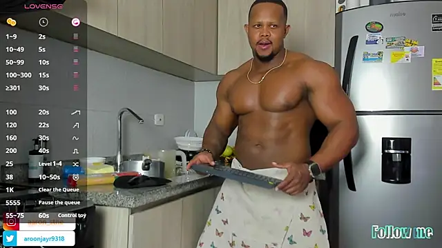 Snapshot of Aaron_ST chatting on 10, 10, 2025 Aaron ST online show from 10, 10, 2025