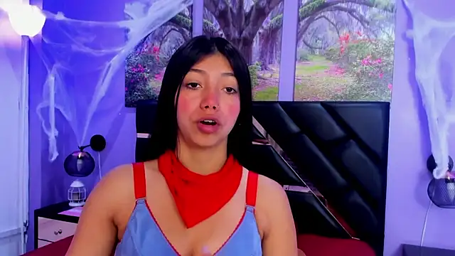 Snapshot of KimberlyVillaLobos chatting on 11, 10, 2025 KimberlyVillaLobos online show from 11, 10, 2025