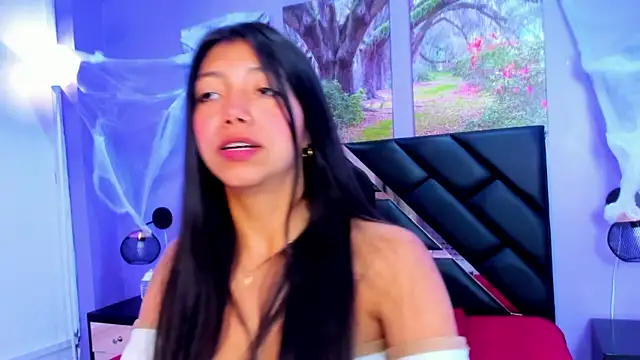 Snapshot of KimberlyVillaLobos chatting on 25, 10, 2025 KimberlyVillaLobos online show from 25, 10, 2025