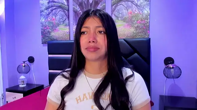 Snapshot of KimberlyVillaLobos chatting on 12, 11, 2025 KimberlyVillaLobos online show from 12, 11, 2025