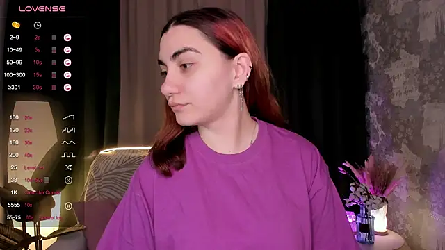 hannacheekss  online show from 15, 10, 2025