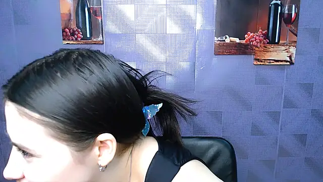 AliceSexyyy  online show from 10, 3, 2025