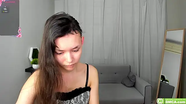 Emily Strikeee online show from 6, 12, 2024