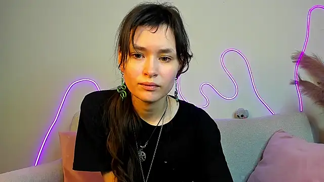 Emily Strikeee online show from 11, 2, 2025