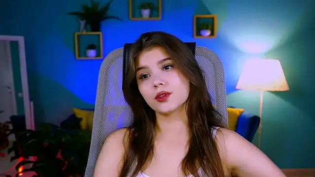 Snapshot of EvaThopson chatting on 17, 10, 2025 EvaThopson online show from 17, 10, 2025