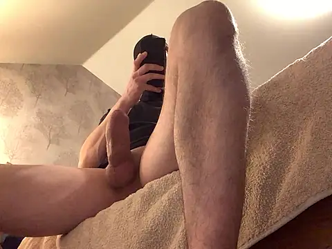 Snapshot of girth-master chatting on 12, 2, 2025 girth-master online show from 12, 2, 2025