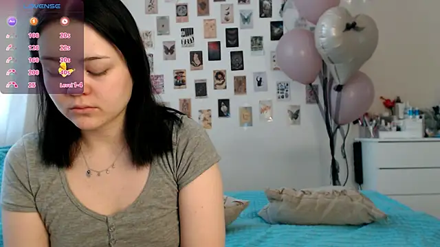 Snapshot of BettyandRich_ chatting on 10, 10, 2025 BettyandRich online show from 10, 10, 2025