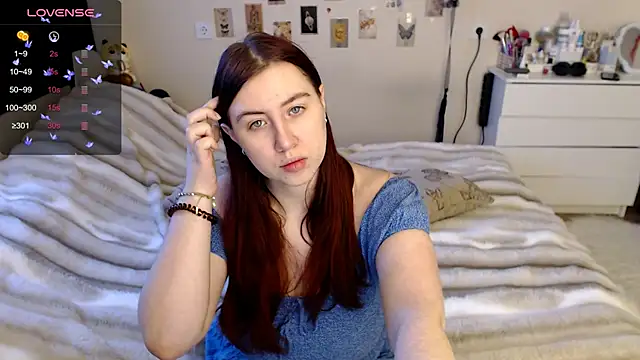 Snapshot of BettyandRich_ chatting on 13, 11, 2025 BettyandRich online show from 13, 11, 2025