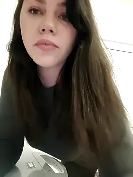 leeya lee online show from 22, 3, 2025