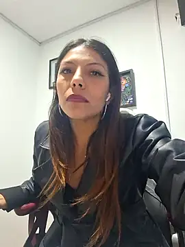 Snapshot of Selenakyle92_ chatting on 24, 12, 2024 Selenakyle92  online show from 24, 12, 2024