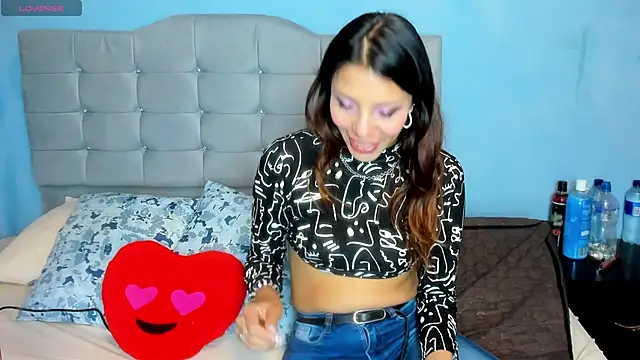 Snapshot of Selenakyle92_ chatting on 17, 1, 2025 Selenakyle92  online show from 17, 1, 2025