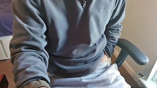 Snapshot of an4y8ot chatting on 25, 11, 2025 an4y8ot online show from 25, 11, 2025