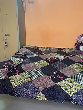 Black baby online show from 3, 12, 2025