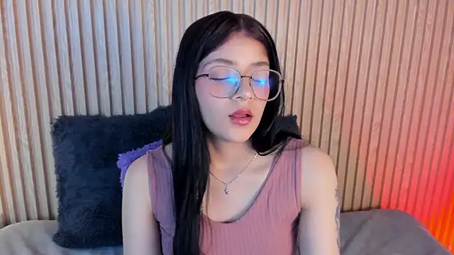 Snapshot of lana_dol chatting on 13, 10, 2025 lana dol online show from 13, 10, 2025