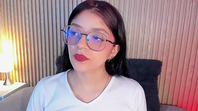 Snapshot of lana_dol chatting on 18, 10, 2025 lana dol online show from 18, 10, 2025