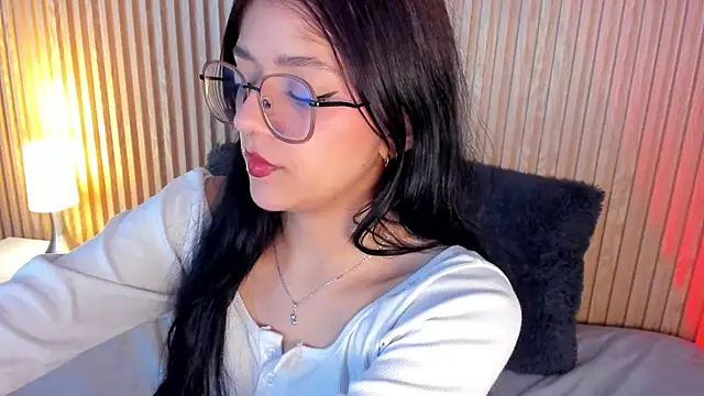 Snapshot of lana_dol chatting on 24, 10, 2025 lana dol online show from 24, 10, 2025