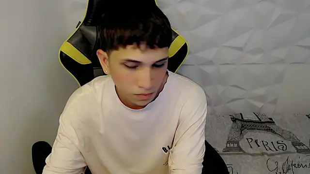 Brayan lopezz online show from 25, 1, 2025