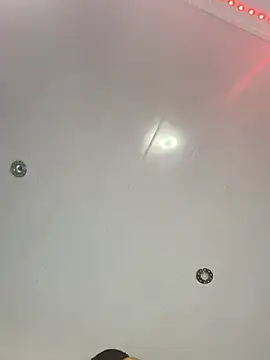 Snapshot of BlueIceCube chatting on 8, 1, 2025 BlueIceCube online show from 8, 1, 2025