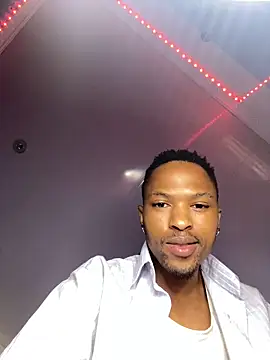 Snapshot of BlueIceCube chatting on 11, 1, 2025 BlueIceCube online show from 11, 1, 2025