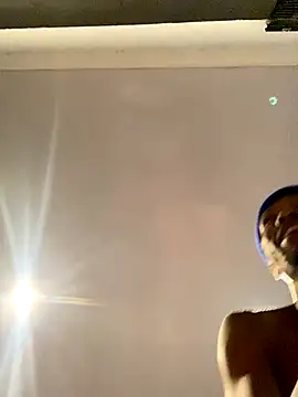 Snapshot of BlueIceCube chatting on 28, 9, 2025 BlueIceCube online show from 28, 9, 2025