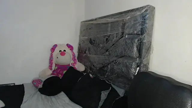 Snapshot of skinny_sweet2411 chatting on 21, 2, 2026 skinny sweet2411 online show from 21, 2, 2026