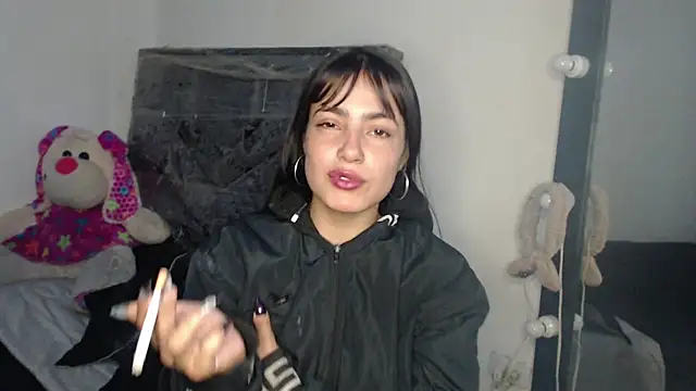 Snapshot of skinny_sweet2411 chatting on 8, 3, 2026 skinny sweet2411 online show from 8, 3, 2026