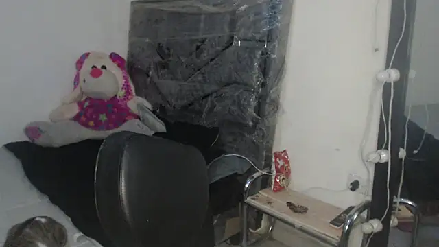 Snapshot of skinny_sweet2411 chatting on 24, 3, 2026 skinny sweet2411 online show from 24, 3, 2026