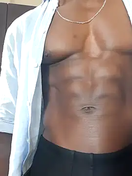 MIGHTY MAGNUM online show from 8, 12, 2024