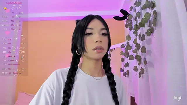 Snapshot of AndreaSweet_ chatting on 5, 2, 2025 AndreaSweet  online show from 5, 2, 2025