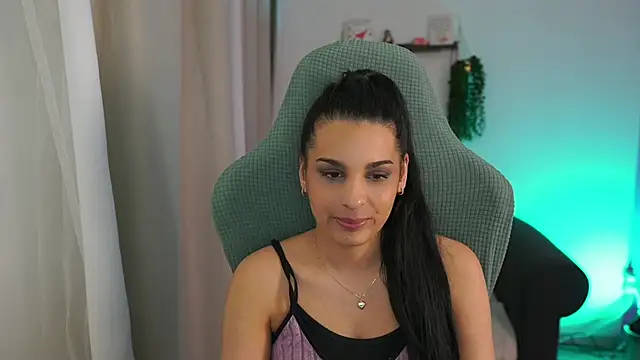 mila  denver online show from 21, 3, 2025