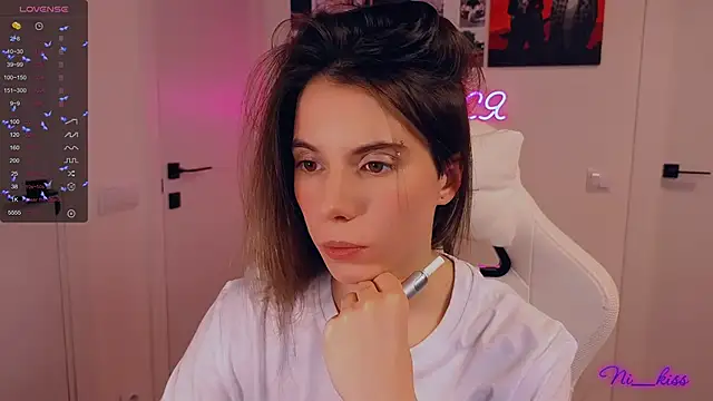  ni kiss online show from 23, 11, 2025