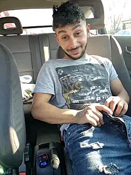 Iulianmarius12 online show from 3, 3, 2026