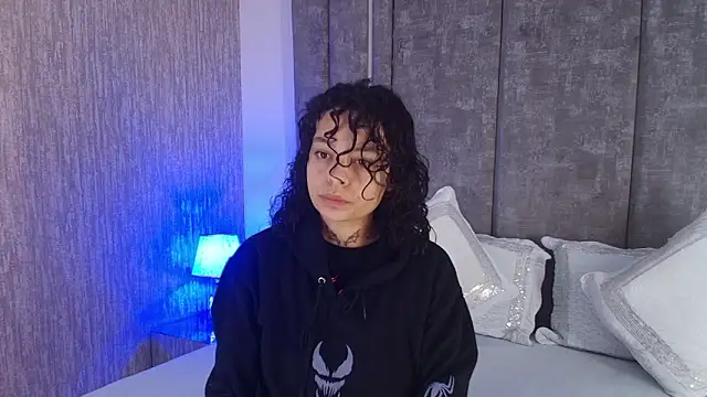 KatherineGomez online show from 23, 2, 2026