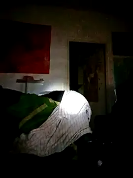 Snapshot of Ozomitro chatting on 21, 2, 2025 Ozomitro online show from 21, 2, 2025