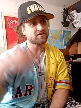 Snapshot of Ozomitro chatting on 11, 3, 2025 Ozomitro online show from 11, 3, 2025