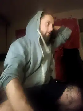 Snapshot of Ozomitro chatting on 25, 11, 2025 Ozomitro online show from 25, 11, 2025