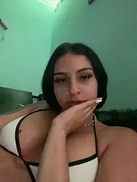 Hilary pinkk online show from 17, 12, 2024