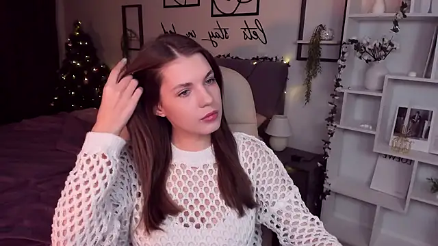 Snapshot of BellaSweetHeart chatting on 13, 1, 2025 BellaSweetHeart online show from 13, 1, 2025