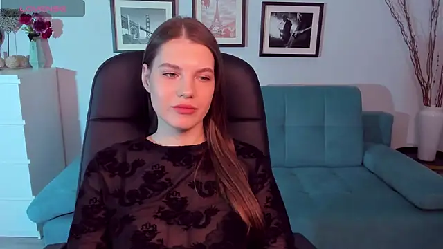 Snapshot of BellaSweetHeart chatting on 9, 3, 2025 BellaSweetHeart online show from 9, 3, 2025