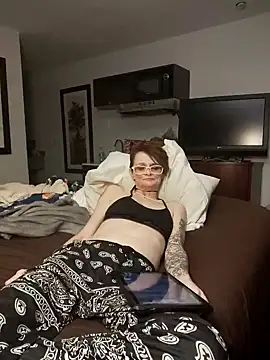 Snapshot of ivylee31 chatting on 16, 1, 2025 ivylee31 online show from 16, 1, 2025