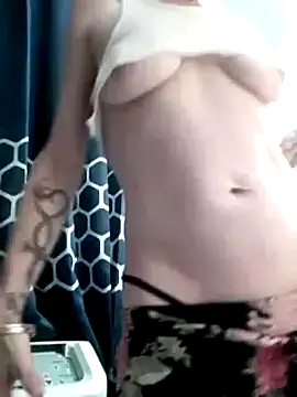 Snapshot of ivylee31 chatting on 22, 1, 2025 ivylee31 online show from 22, 1, 2025